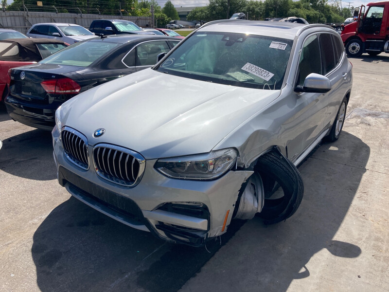 Крыло переднее левое BMW X3 2018 г.  2.0 л бензин Киев