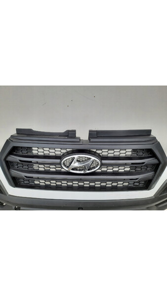 Центральная решетка Hyundai H350  2018 2.5 Дизель Луцк