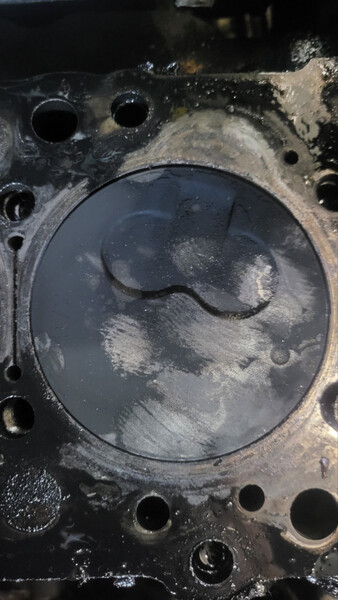 Поршень Mitsubishi L 200 2005 г.  2.5 л дизель Тернополь