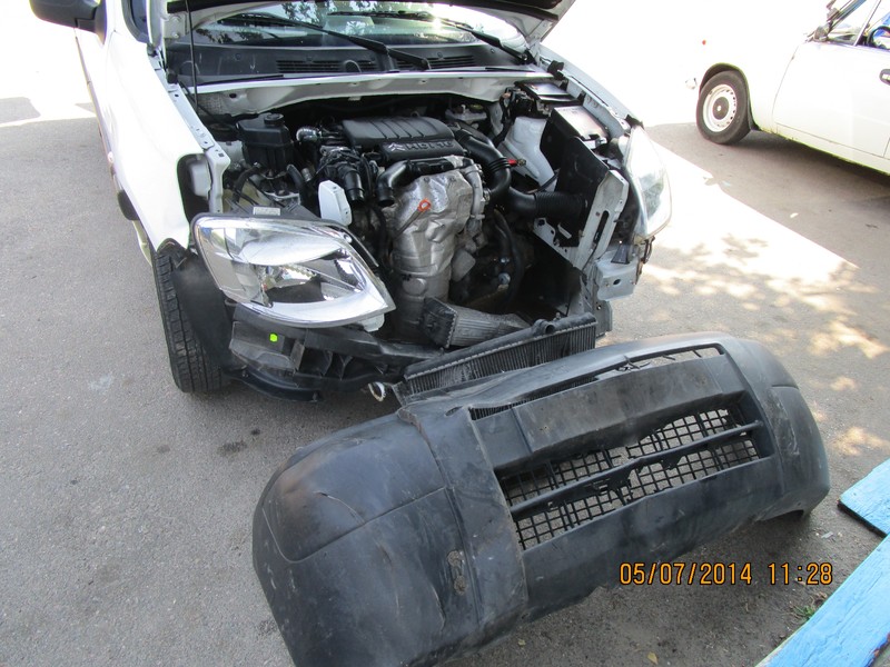 Бампер в сборе Citroen Berlingo 1,6 HDI 2007 г.  1.6 л дизель Черкассы