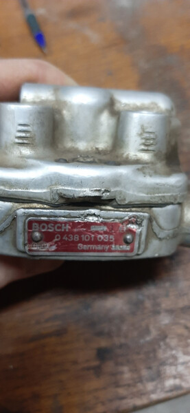 Датчик 0438101035   Audi 100, Audi 80