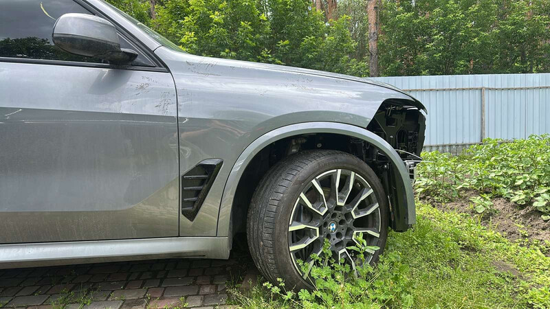 Крыло переднее правое c4w BMW X5  2024 3.0 Бензин Киев