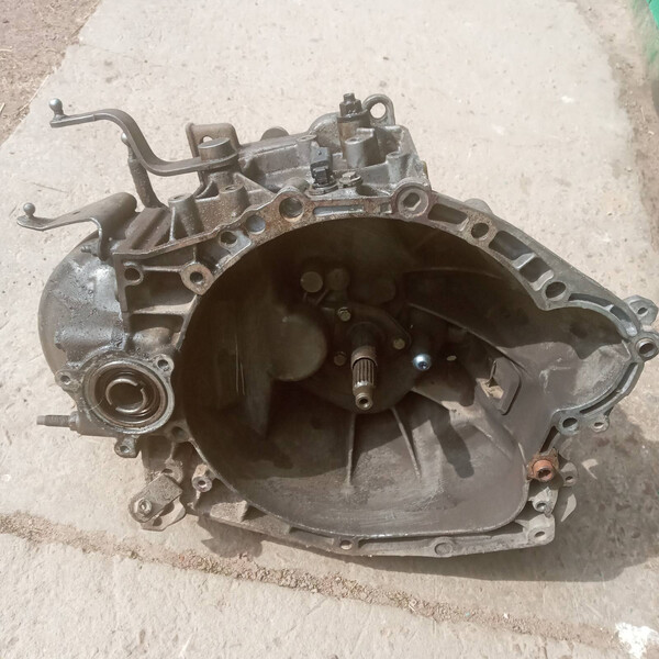КПП Peugeot Partner 2003 г.  2.0 л дизель