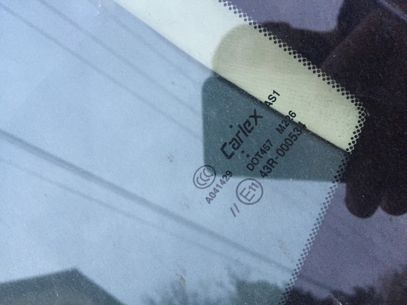 Лобовое оригинал Subaru Tribeca  2007 3.6 Бензин 