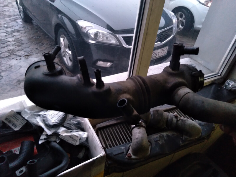 Патрубок турбокомпрессора Subaru Forester SG  2004 универсал 20.0 Бензин Днепр