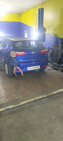 Бампер задний Kia Rio 3  2012 хэтчбек 1.6 Бензин Днепр