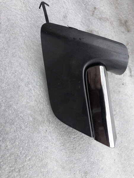 Заглушка переднего бампера крюка Lexus RX  2014 3.5 Бензин Киев