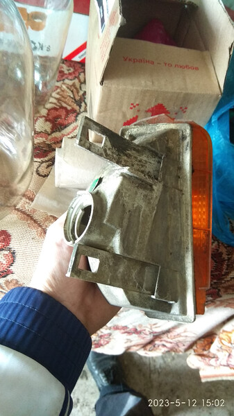 Передній лівий поворотник Opel Rekord E  1979 1.9 Бензин 