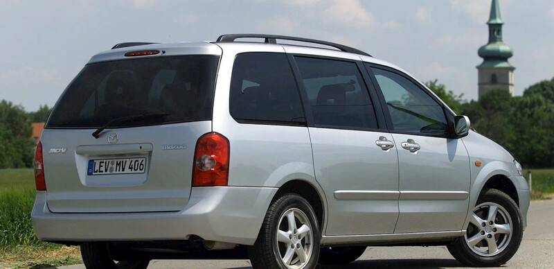 Задні ліхтарі Mazda MPV 2 універсал 2006 р.