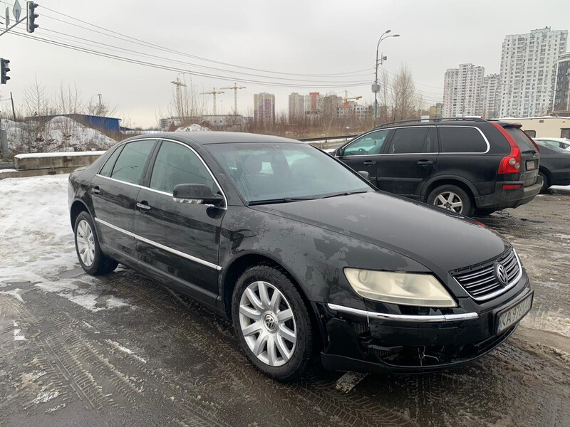 Бампер передний Volkswagen Phaeton 2006 г.  3.0 л дизель Киев