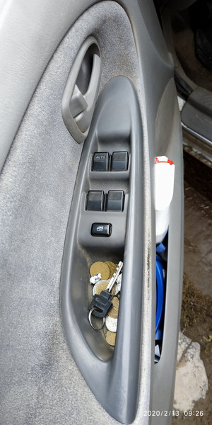 Кнопка склопідйомника шофера Mazda MPV  2000 2.0 Бензин Бережаны