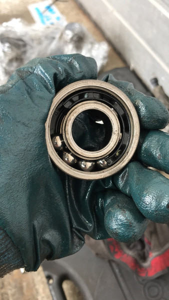 Подшипник вторичного вала задний Fiat Doblo 1.6 бензин 2009 універсал 1.6 Бензин 