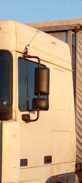 Зеркало правое DAF 95 2008 г.