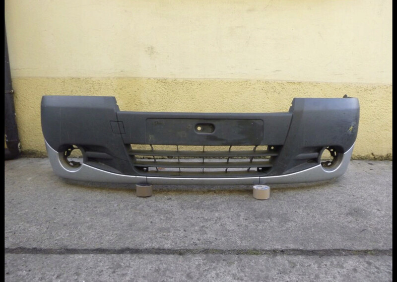 Бампер передний Opel Vivaro  2012  Электро 