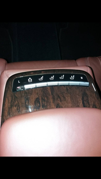 Кнопка подлокотника заднего Mercedes-Benz S-Class  2011 5.0 Бензин Винница