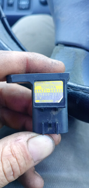 MAP sensor Toyota Picnic 2.2 disel 1999 