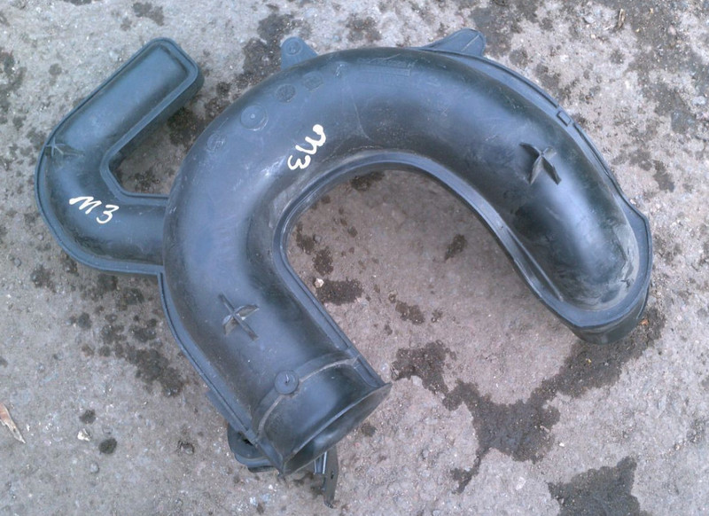 Патрубок воздушного фильтра 8200923128   Renault Grand Scenic, Renault Megane, Renault Scenic