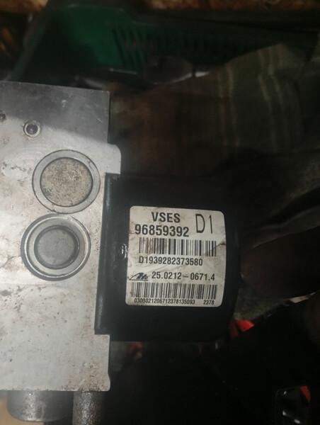 Блок управления ABS Chevrolet Captiva  2008 2.4 Бензин Сосница