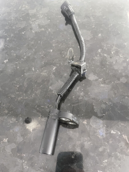 Датчик коленвалу Jeep Cherokee  2001 3.1 Дизель 