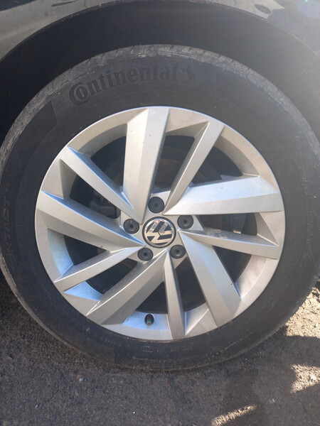 Диск колесний 561601025S8Z8   Volkswagen Passat