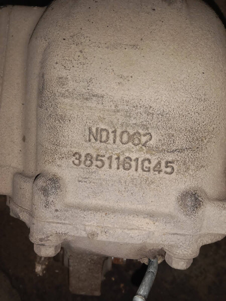 Редуктор переднего моста Nissan Navara 1999 г.  2.5 л дизель Киев