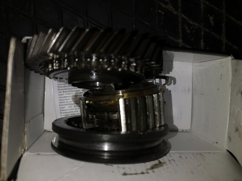 Шестерня 5 передаючи в зборі Toyota Corolla E120  2005 2.0 Дизель 