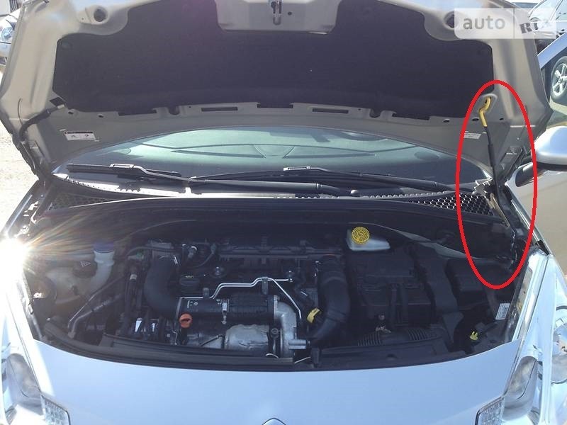 Держатель фиксатор капота Citroen C3  2011 хэтчбек 1.4 Бензин Гайворон