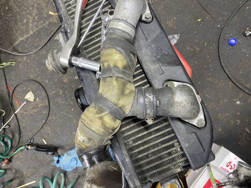 Патрубок інтеркулера Subaru Forester SG  2007 універсал 2.0 Бензин 