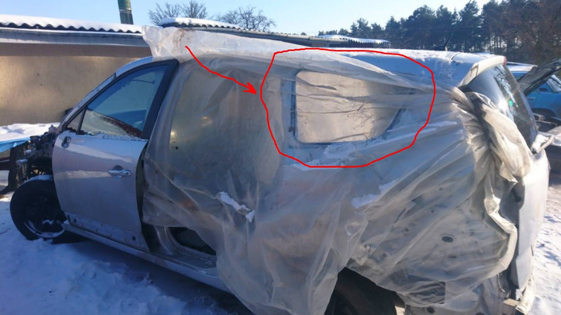 Стікло заднє ліве (глухе) Renault Scenic 3  2013 1.5 Дизель Червоноград