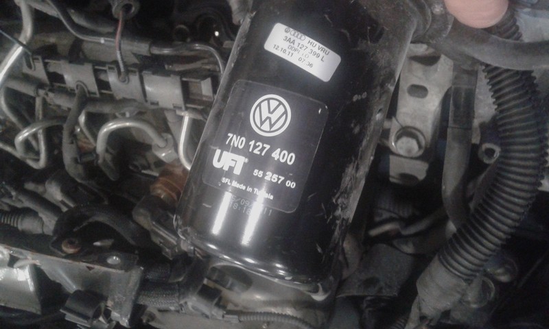Паливний фільтр 7N0127400   Volkswagen Passat