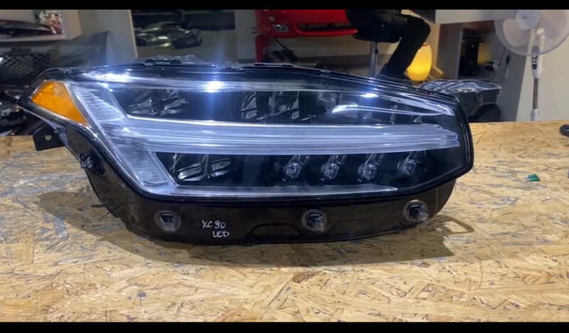 Фара права led в зборі Volvo XC90  2017 2.0 Бензин Луцк