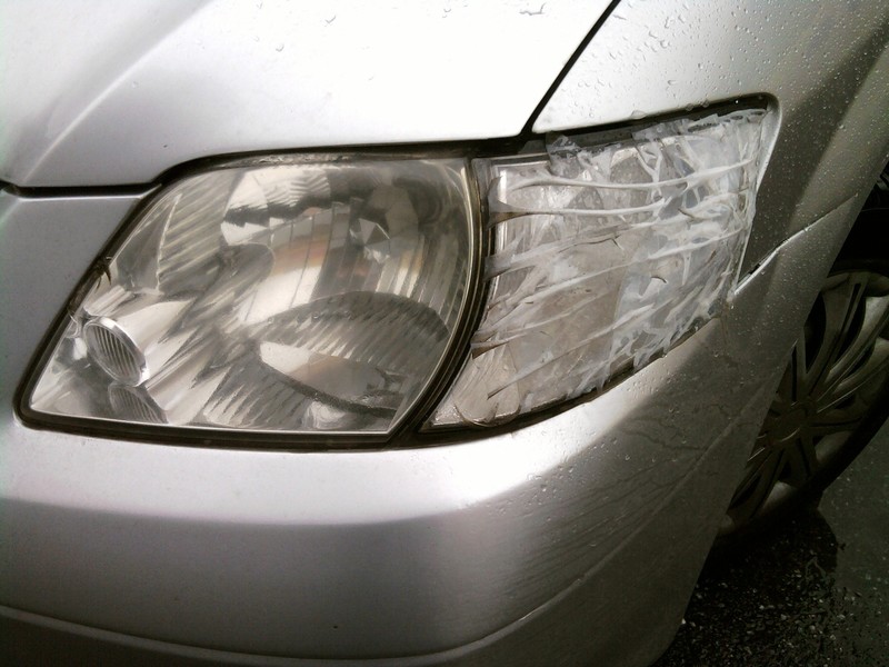 Левый поворотник при фаре Mazda MPV 2003 р.  2.3 л бензин Київ