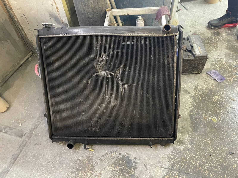 Радіатор охолодження 16400-0P020   Toyota Tundra