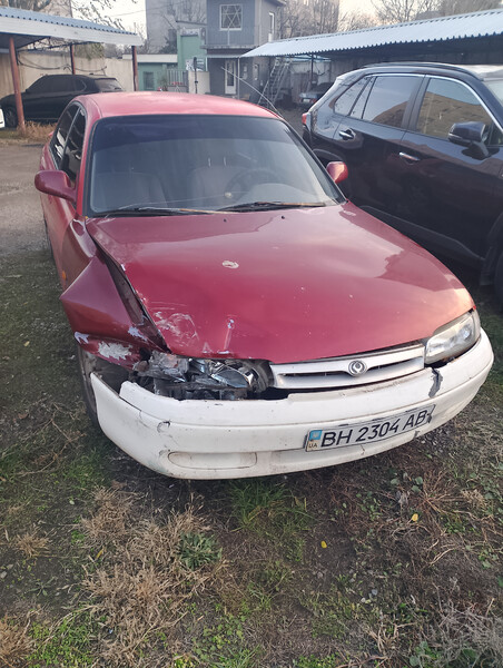 Фара права передня Mazda 626  1991 хетчбек 2.0 Бензин 