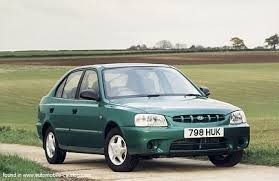 Бачок стеклоомывателя Hyundai Accent хэтчбек 2000 г.  1.3 л бензин Ровно