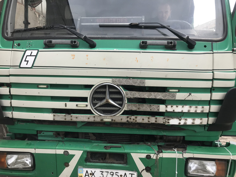 Передня решітка Mercedes-Benz 1820  1995 Харків