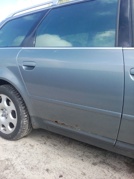Дверь задняя правая Audi A6 C5  2000 1.8 Бензин Чернигов