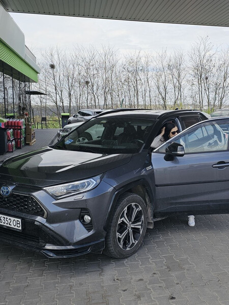 Целые в цвете 2qz 2 двери левые, задняя крышка (в сборе или голые) Toyota RAV4 плагин гибрид 2021 универсал 2.5 Гибрид Запорожье