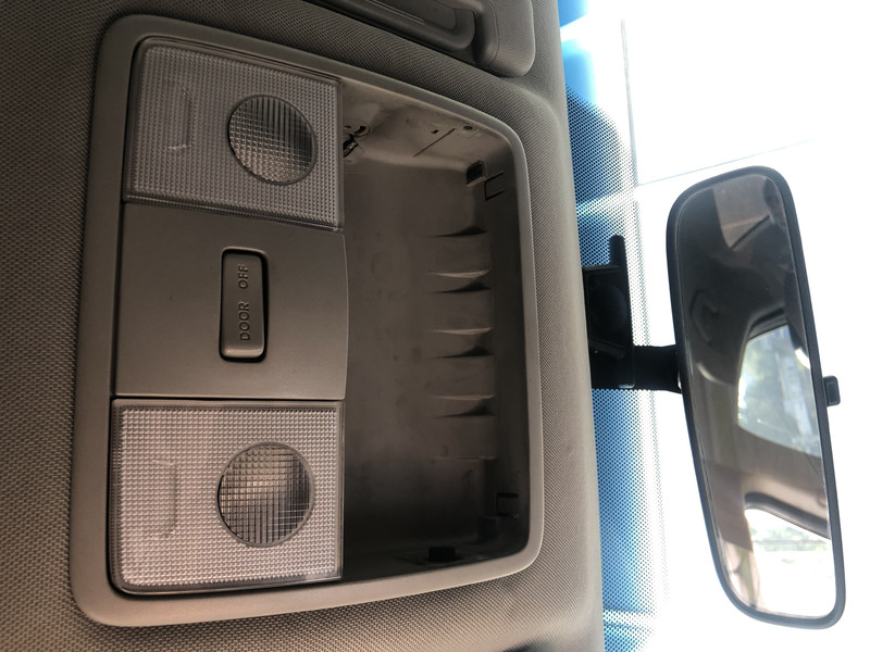 Плафон освітлення салону Kia Cerato 2  2011 2.0 Бензин 