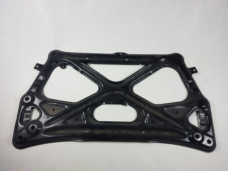 Распорка подрамника переднего Audi A6 allroad quattro  2015 3.0 Бензин 