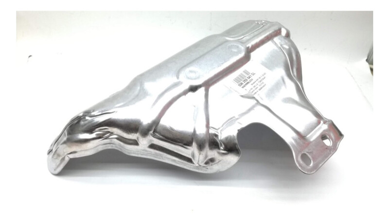 Теплозащитный экран Skoda Fabia 2  2010 1.4 Бензин 