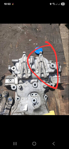 Крышка двигателя Nissan Qashqai J11  2016 1.2 Бензин Киев