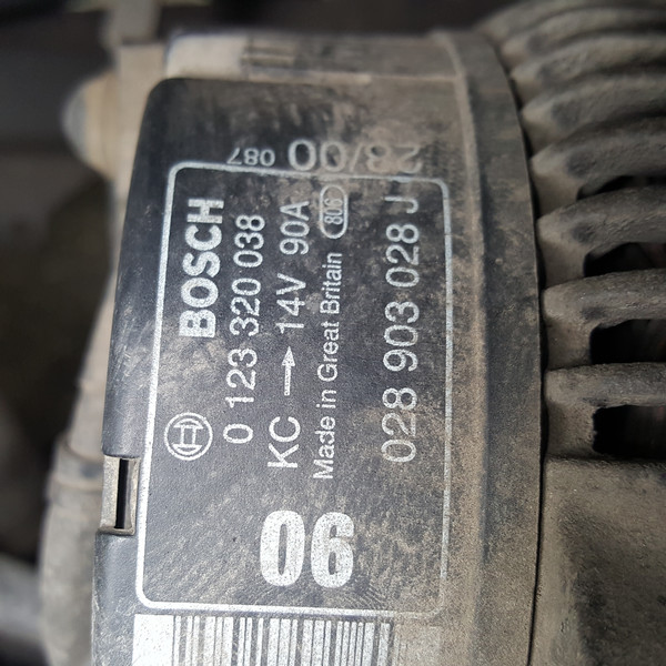 Генератор Volkswagen Caddy 2 2001 г.  1.9 л дизель Запорожье