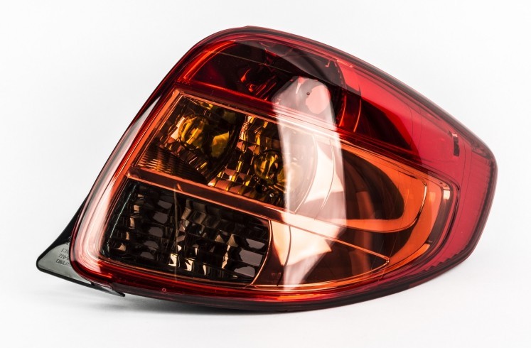 Ліхтар задній 35650-79J00   Suzuki SX4