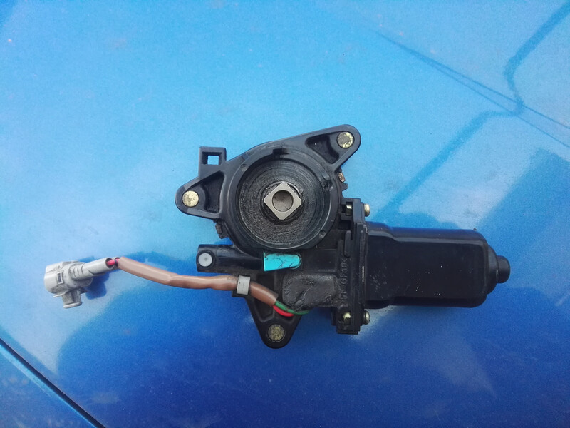 Мотор стеклоподъемника Toyota RAV4  1998 2.0 Бензин Южноукраинск