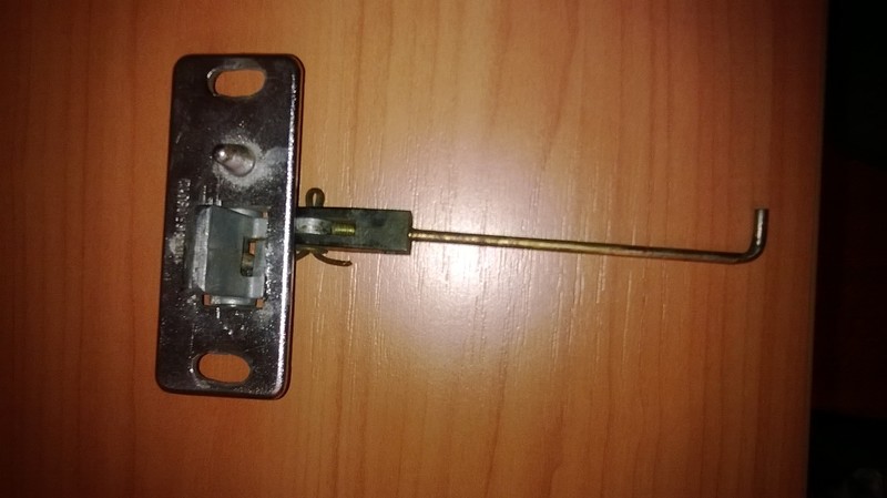 Запорное устройство багажника Славута ЗАЗ 1103 Славута  2007 1.2 Бензин Новоайдар