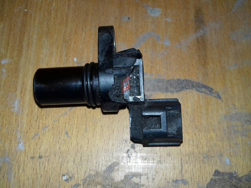 Датчик распредвала Suzuki Grand Vitara  2003 2.0 Бензин Мариуполь