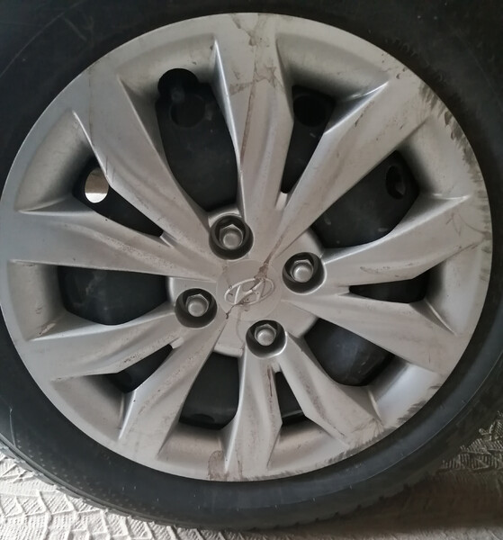 Колпаки на диски Hyundai Accent  2017 1.4 Бензин Голая Пристань