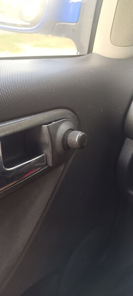 Ричаг регулювання зеркала, ручка бардачка Volkswagen Polo 3  2000 хэтчбек 1.4 Бензин 