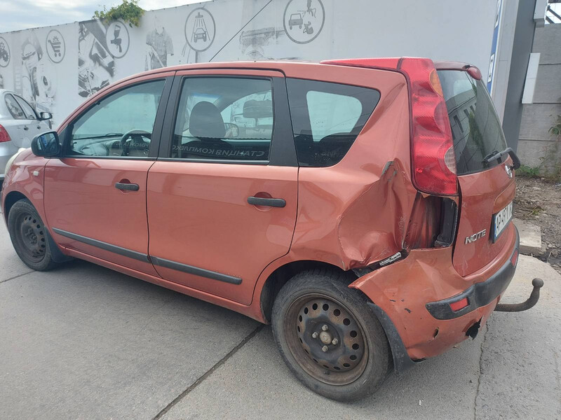 Четверть задняя левая Nissan Note E11  2006 хэтчбек 1.4 Бензин Запорожье